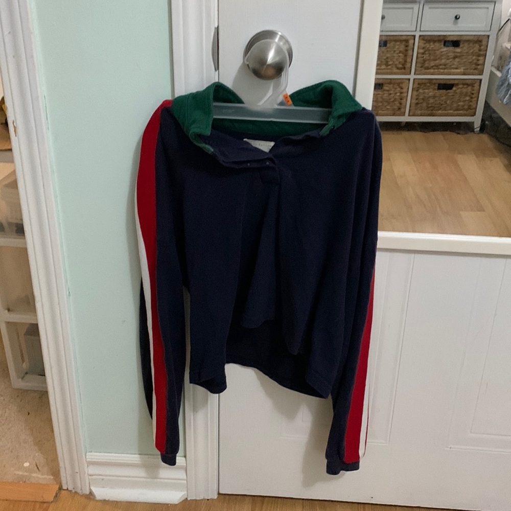 Cropped sweater